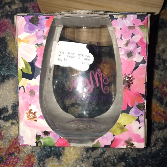 NWT Wine Glass for Mom - Picture 5 of 6